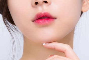 成都女性減雙下巴方法有哪些？