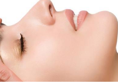 鼻翼縮小手術(shù)多少錢？