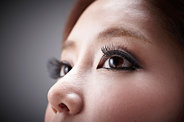 皮膚暗黃怎么辦？