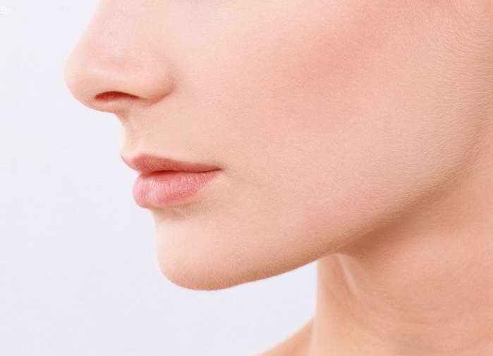 自體脂肪隆鼻效果是持久的么？