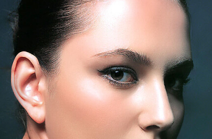 武漢做眼部吸脂一般要多少錢(qián)？