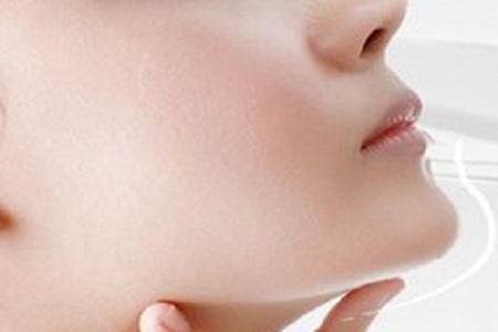 假體墊下巴手術(shù)會有風(fēng)險(xiǎn)嗎