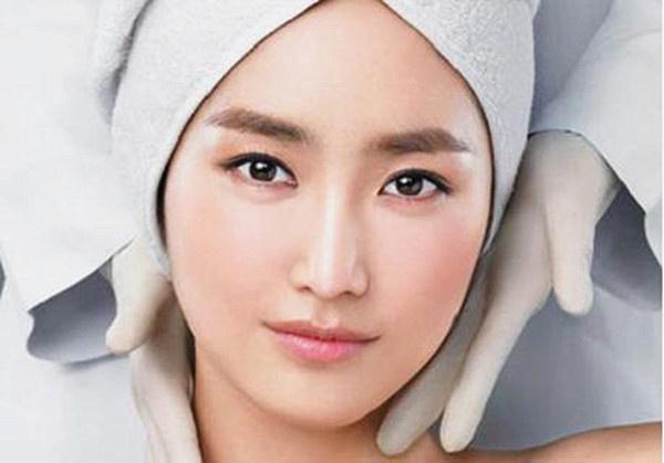 <a href='/sz/' target='_blank'><u>深圳整形</u></a>去疤痕靠譜么？