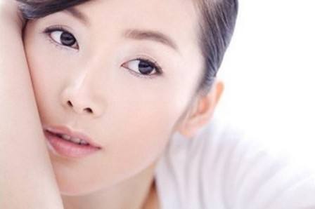 南京彩光嫩膚治療雀斑的費用是多少錢？