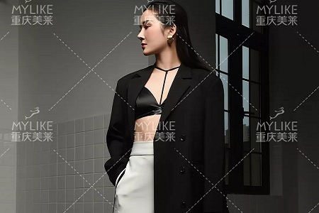 高顏值實(shí)力派，美鼻模特暗藏的那些“小心機(jī)”