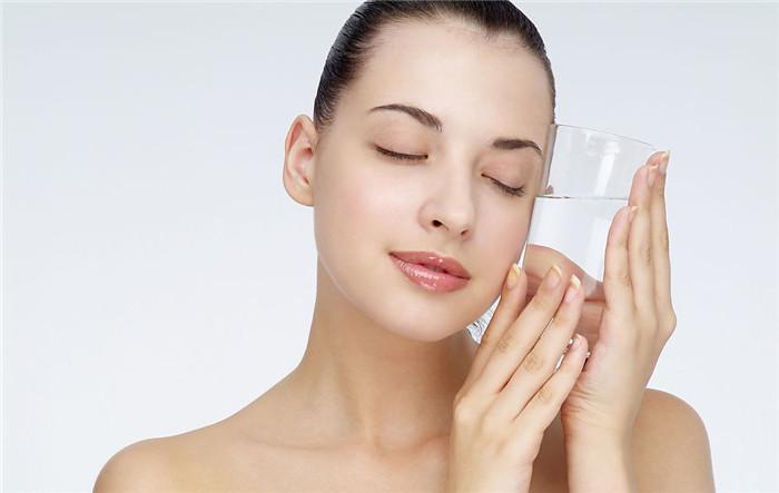 玻尿酸面部微雕好么？