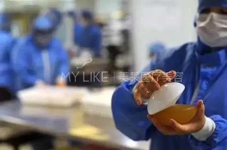 隆胸怕留疤？更隱蔽的隆胸切口在這里！