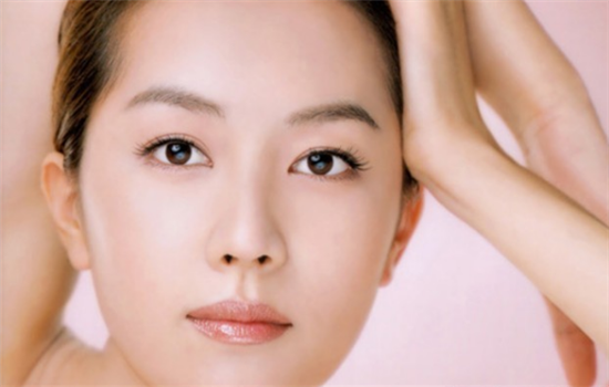 耳軟骨隆鼻多少錢？