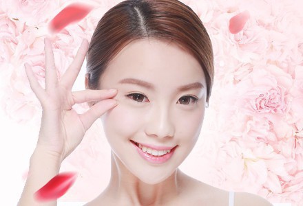 手術(shù)祛眼袋多少錢？