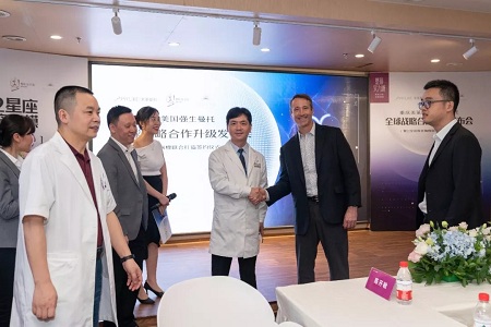 重慶美萊&美國(guó)強(qiáng)生全*戰(zhàn)略升級(jí)合作，聯(lián)合打造12星座維密胸模