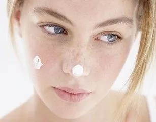 超皮秒激光祛斑，實(shí)力素顏，不加“斑”