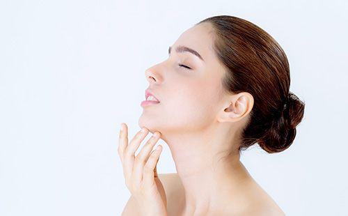 長(zhǎng)沙硅膠假體植入墊下巴哪家醫(yī)院好，術(shù)后需要住院觀察嗎