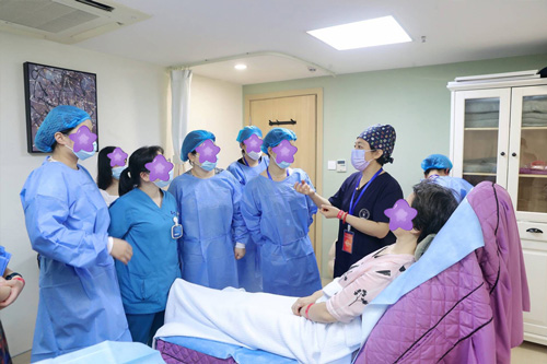 “醫(yī)”字為先定制專屬自然美，廈門美萊美容皮膚科不斷夯實(shí)臨床技術(shù),“粉絲”遍布全國